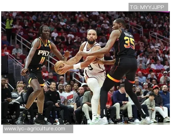 火箭队与步行者队激战回顾2019年11月16日精彩瞬间与赛后分析