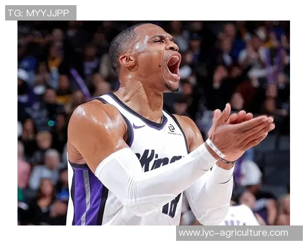 1万助攻+205次三双!威少刷8纪录成前史首控 国王360万真报到宝